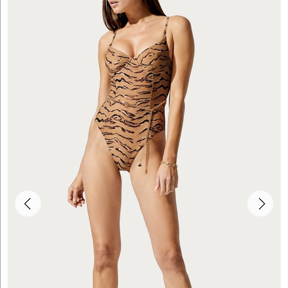 NWT WeWoreWhat Tiger One Piece XS